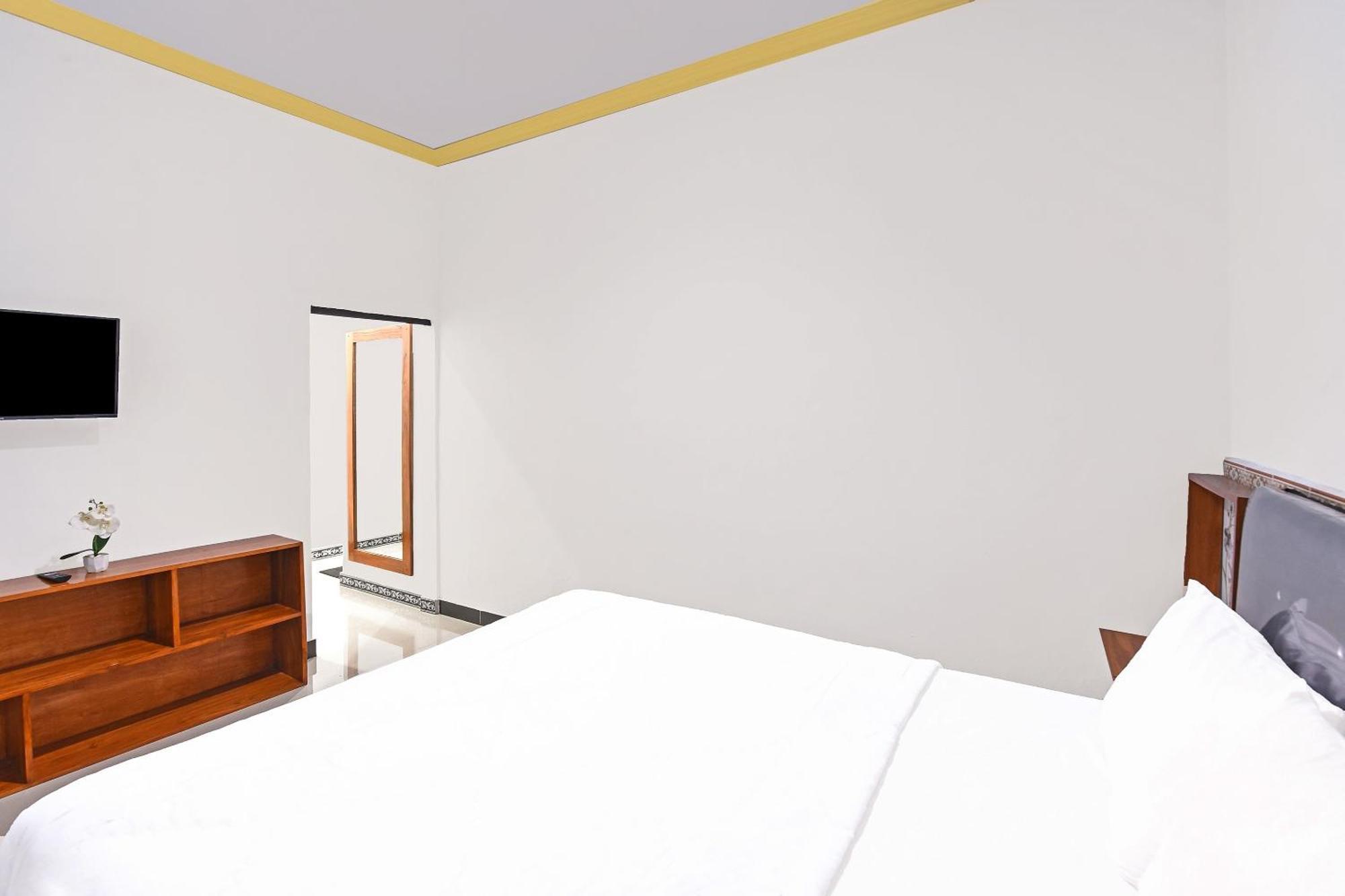 Oyo 91192 Homestay Antara Gilimanuk Zewnętrze zdjęcie