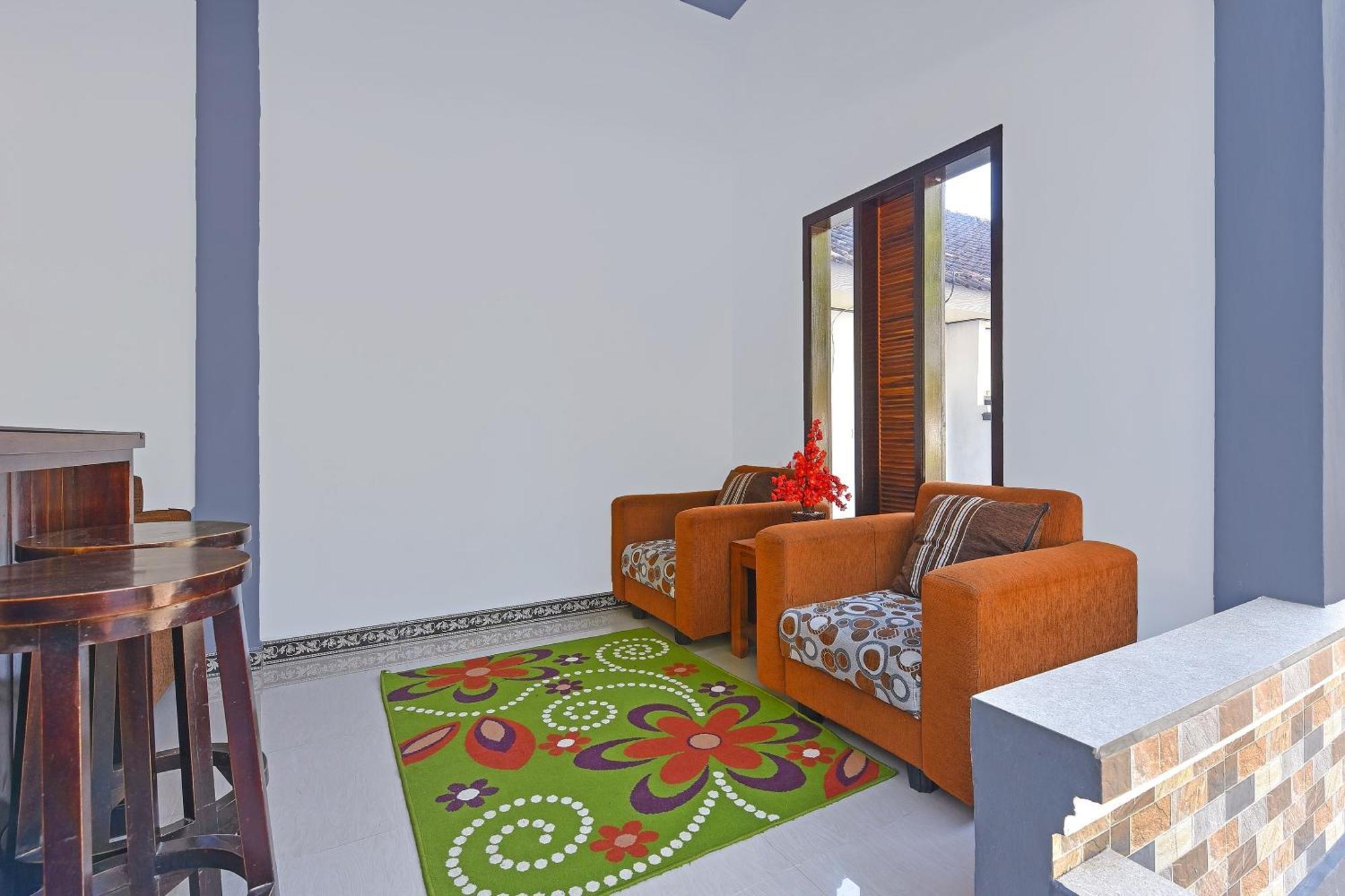 Oyo 91192 Homestay Antara Gilimanuk Zewnętrze zdjęcie