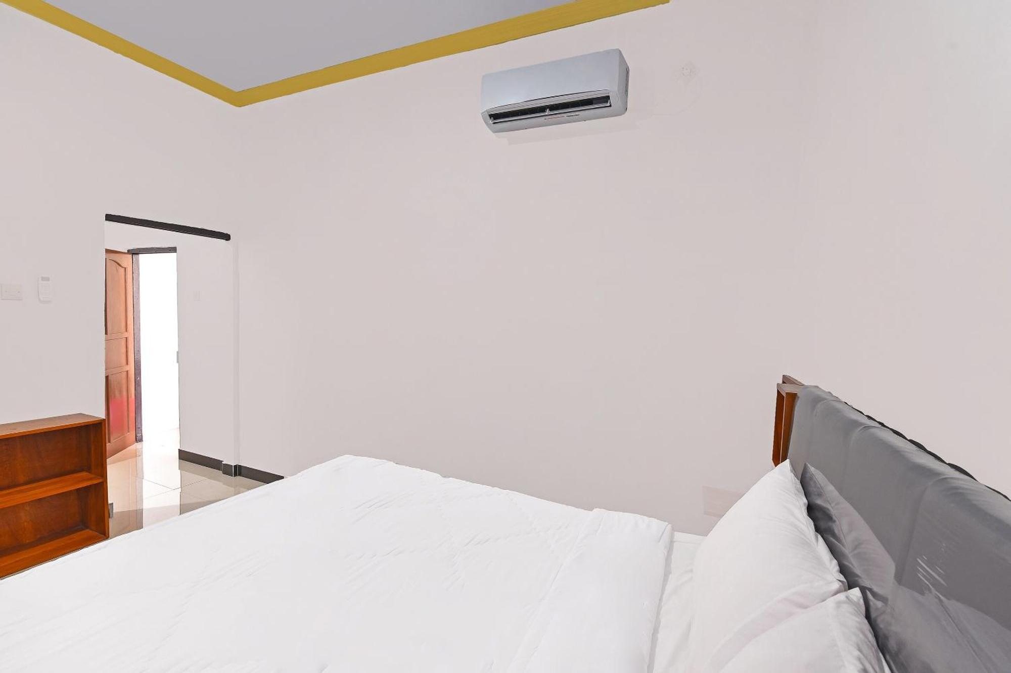 Oyo 91192 Homestay Antara Gilimanuk Zewnętrze zdjęcie