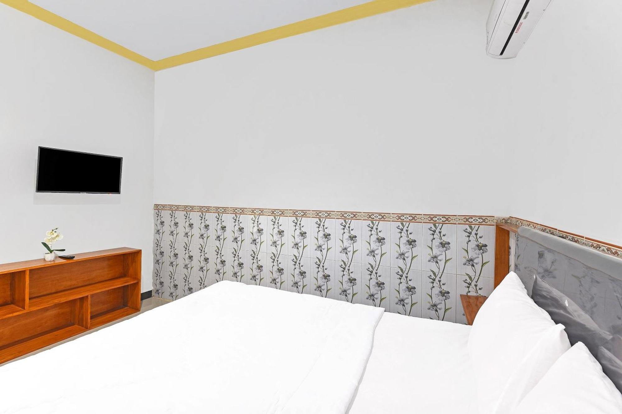 Oyo 91192 Homestay Antara Gilimanuk Zewnętrze zdjęcie